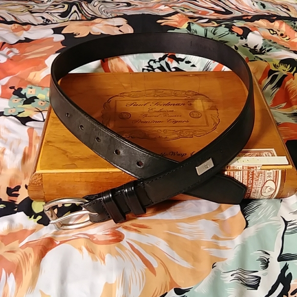 Lauren Ralph Lauren Genuine Italian Leather Solid Brass Belt - Picture 3 of 6